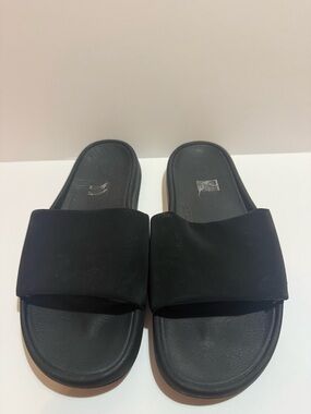 Lululemon Black Slide Sandals